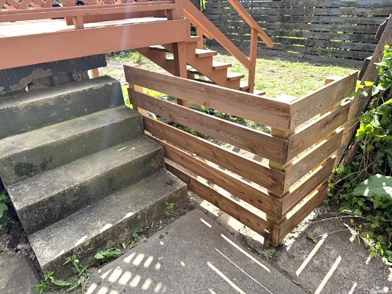 Cedar moveable corner for a Germantown property.